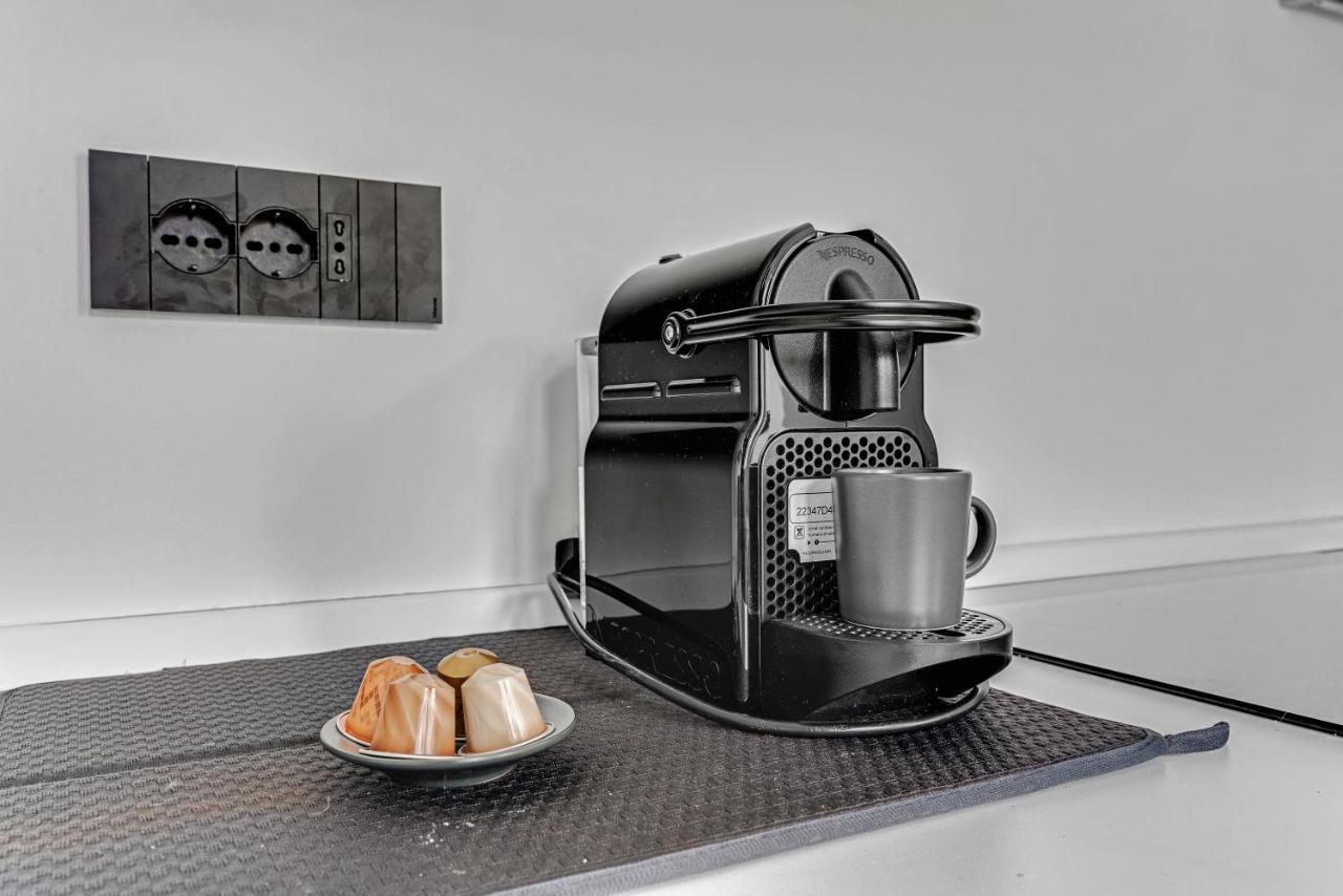 Metro M1 - Smart Home, Fast Free Wifi & Netflix Milan Bagian luar foto