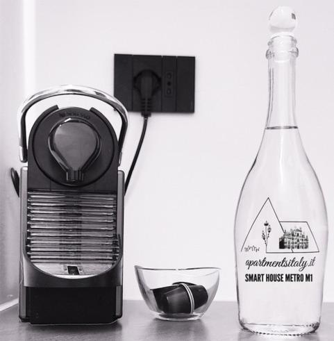 Metro M1 - Smart Home, Fast Free Wifi & Netflix Milan Bagian luar foto